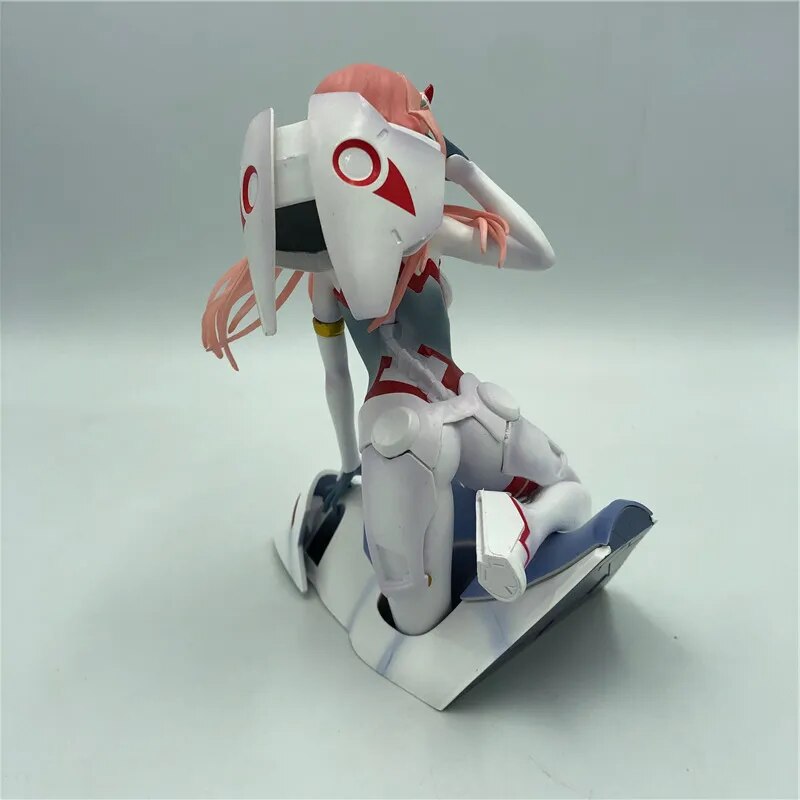 Anime Figure Darling in the FRANXX Figure Zero Two 02 Red/White Clothes